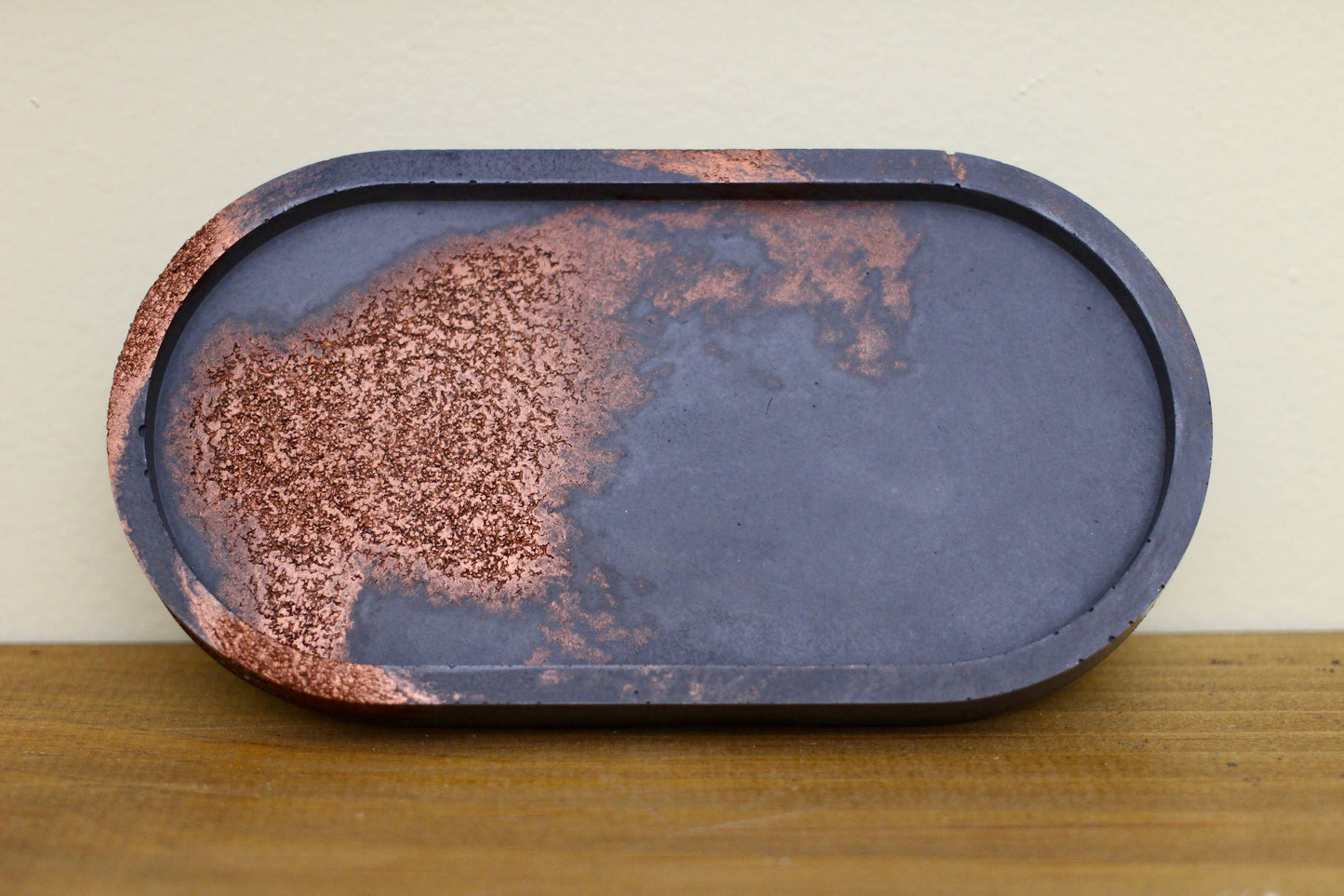 CONCRETE OVAL TRAY