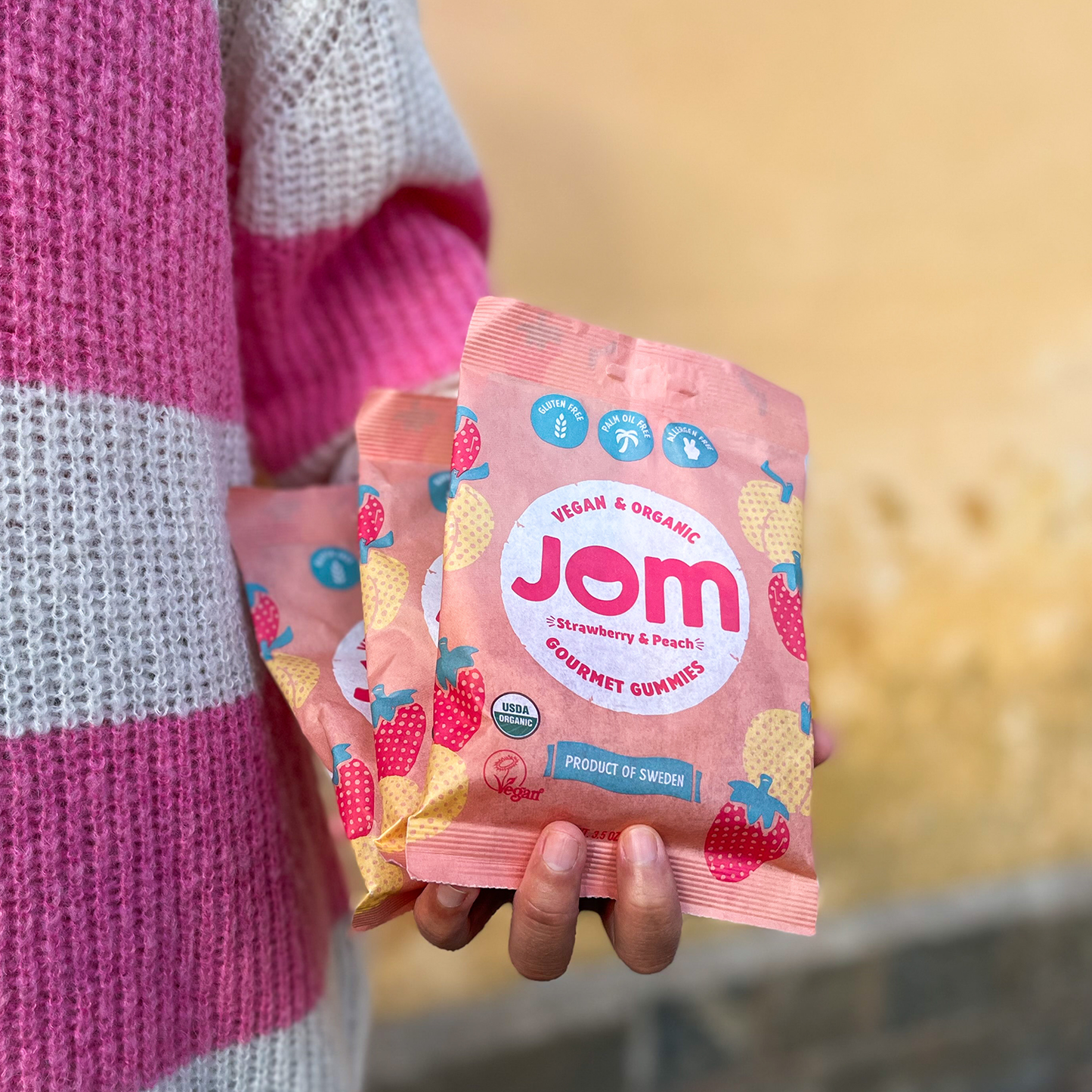Organic and Vegan Swedish Strawberry & Peach Gummies