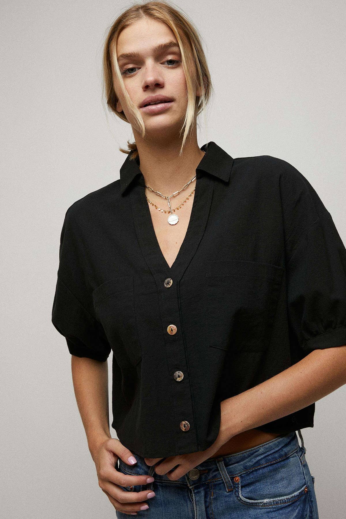 Elbow Sleeves Button Down 2 Pocket Crop Shirt