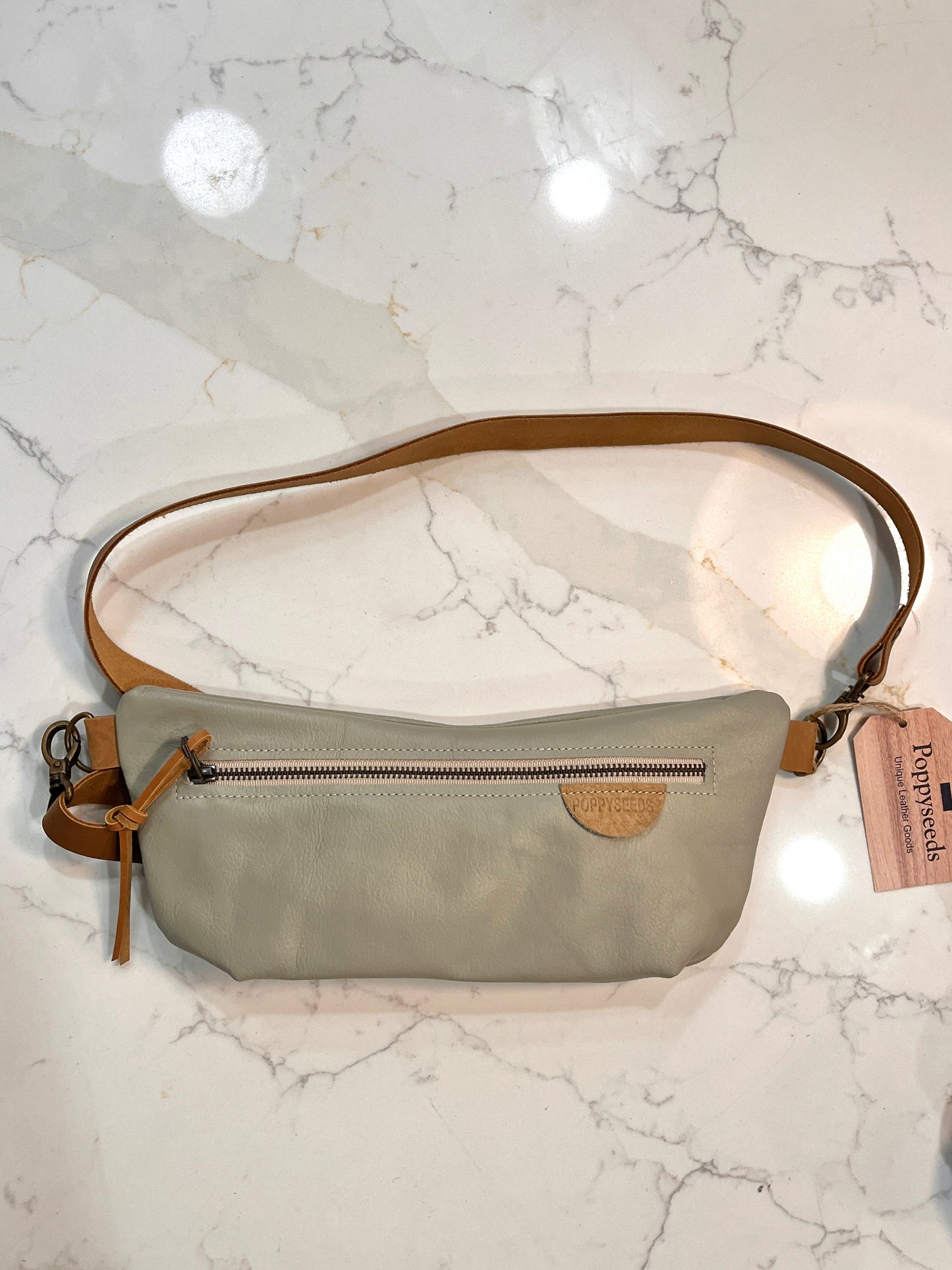 Small Leather Banana Purse - Sage Blue