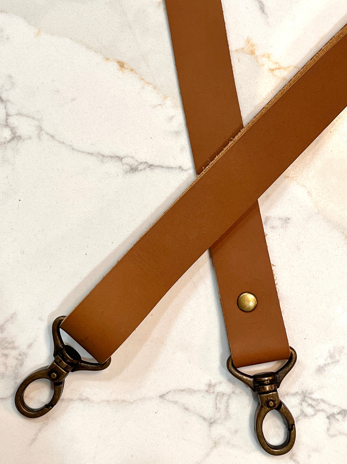 Small Leather Banana Purse - Sage Blue