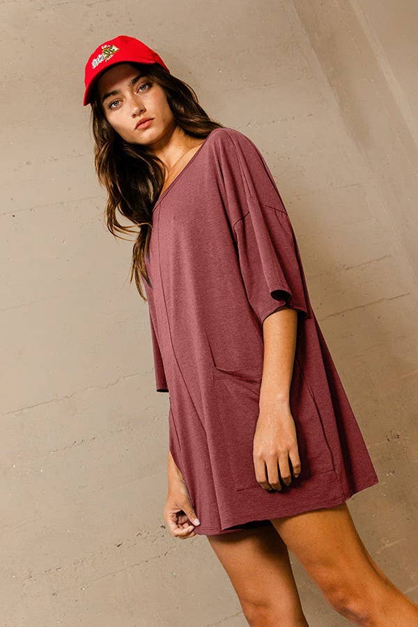 R5388 Crew Neckline V-back Oversized Solid Romper