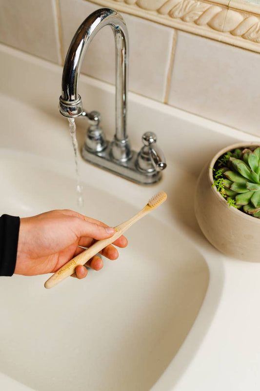 100% Compostable Bamboo Toothbrush