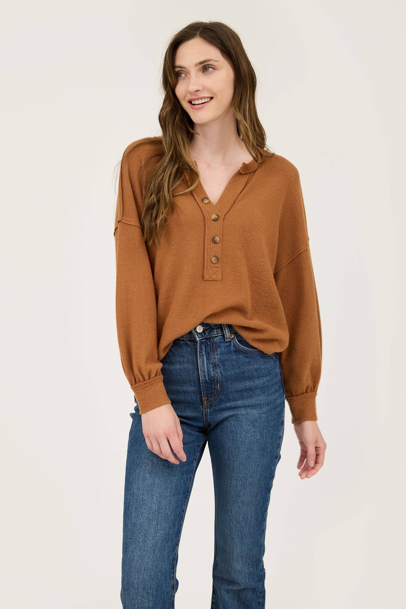 V NECK HALF BUTTON LONG SLEEVE KNIT TOP