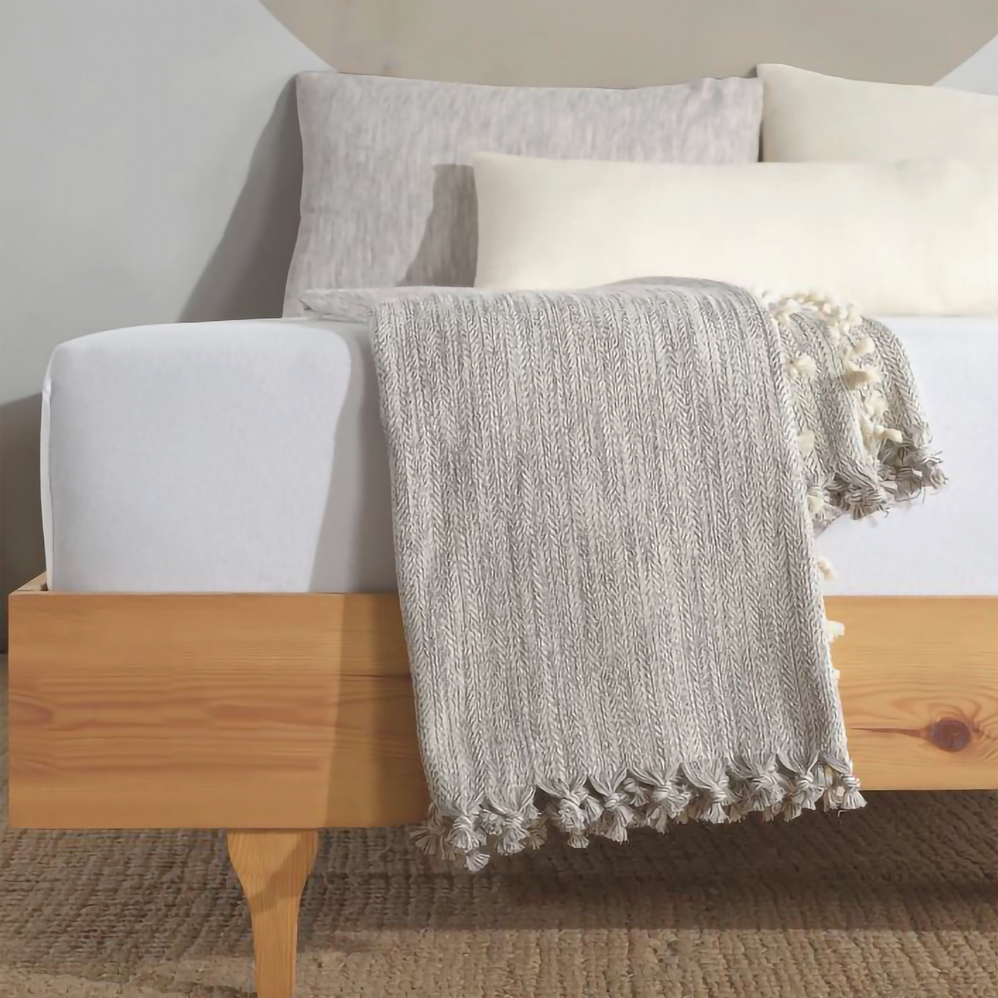 Soft Cream Farmhouse Throw Blanket & Bedspread