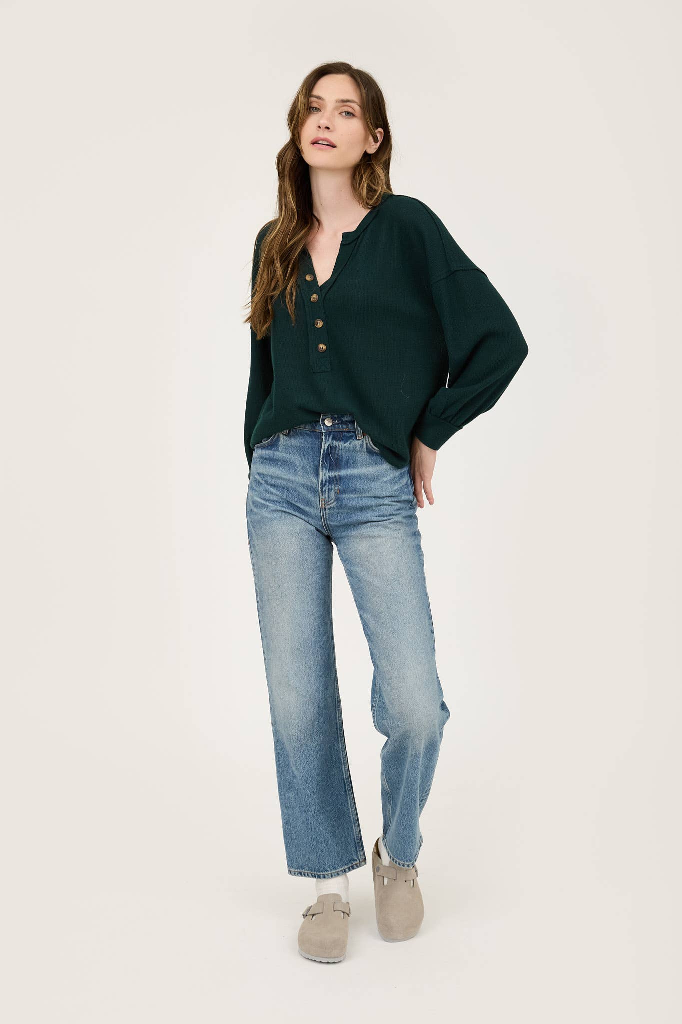 V NECK HALF BUTTON LONG SLEEVE KNIT TOP