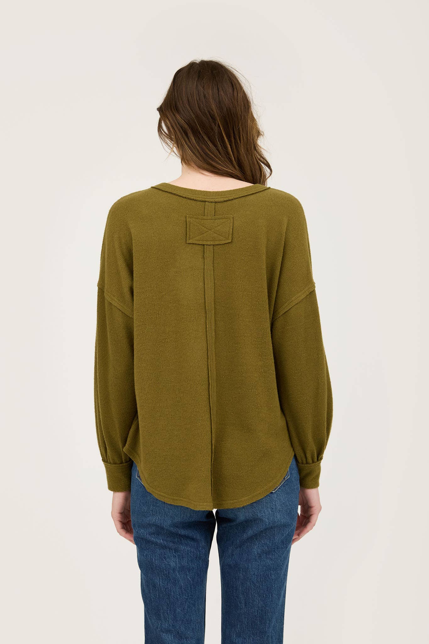 V NECK HALF BUTTON LONG SLEEVE KNIT TOP