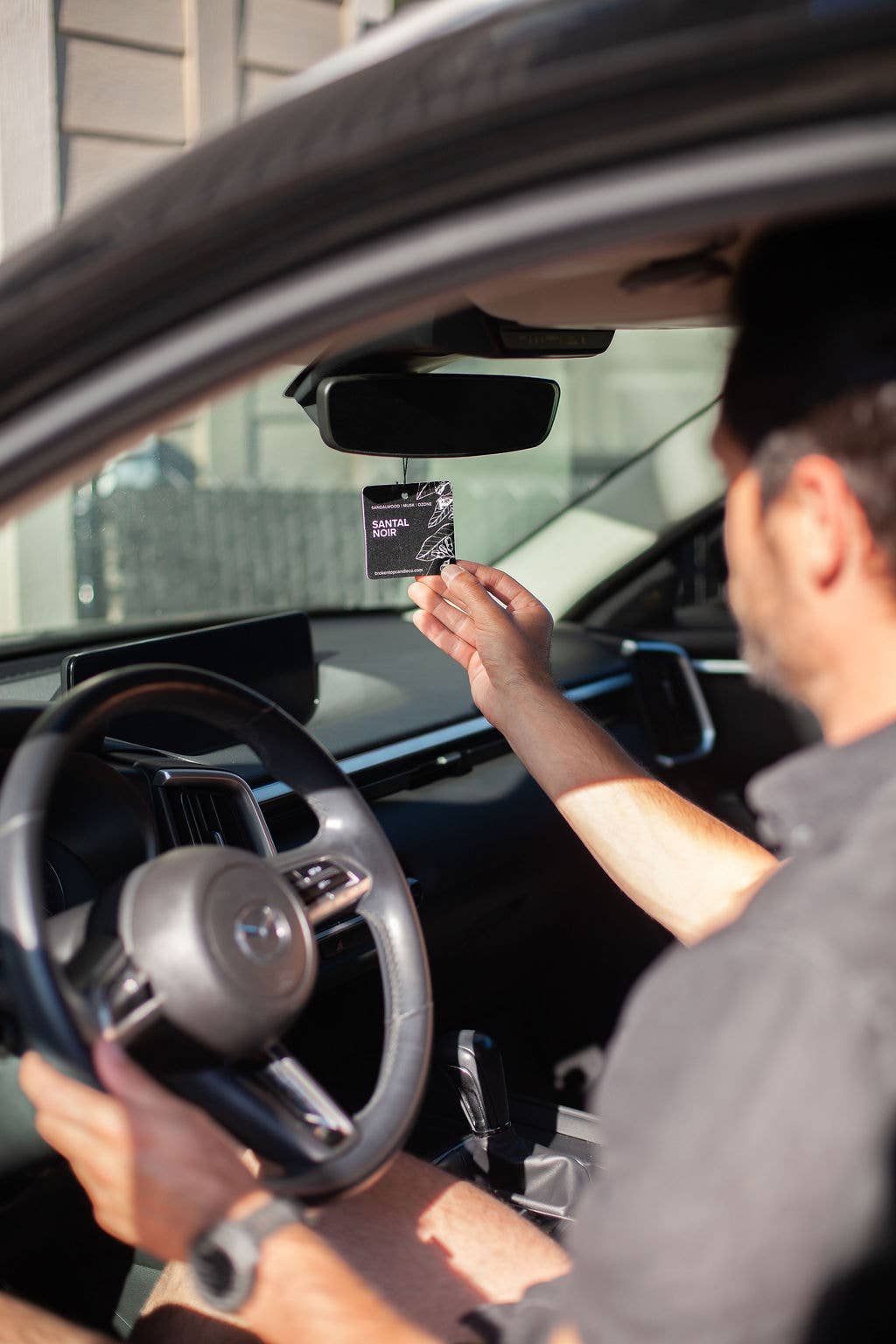 Santal Noir - Car Fresheners