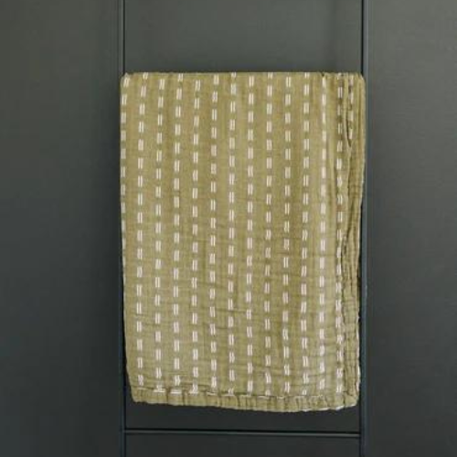 Olive Strokes Muslin Quilt