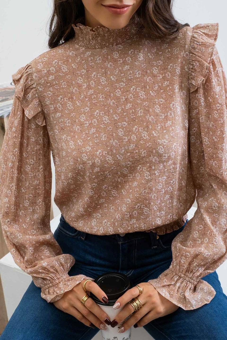 FLORAL SMOCKED TURTLENECK TOP: LIGHT MOCHA