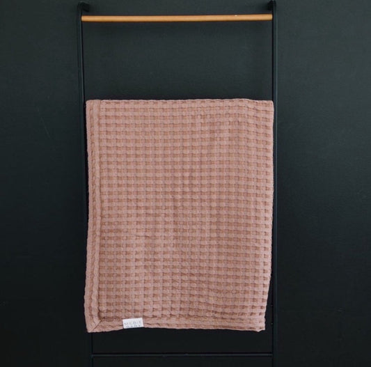 Dusty Rose Waffle Quilt